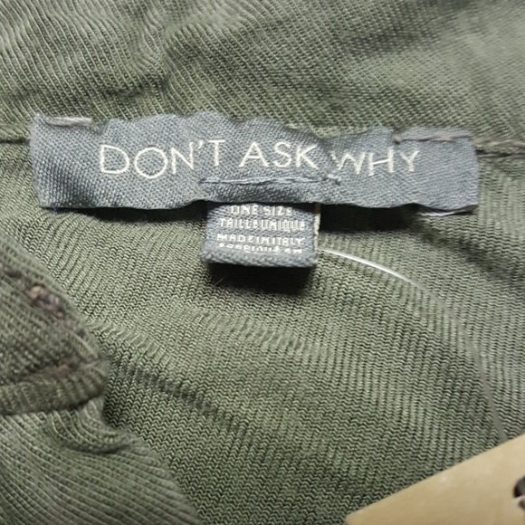 Woman button up shirt - Picture 3 of 4